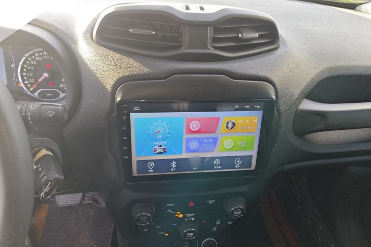Used Jeep Renegade 2018 Connected Large Screen Version 180T Automatic High-Energy Edition Audio And AC Panel