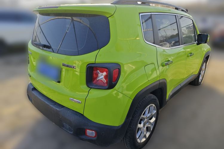 Used Jeep Renegade 2018 Connected Large Screen Version 180T Automatic High-Energy Edition Exterior 5