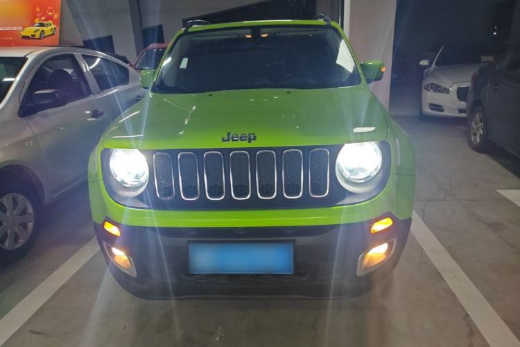 Used Jeep Renegade 2018 Connected Large Screen Version 180T Automatic High-Energy Edition Front