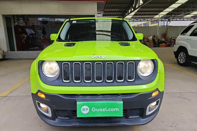Used Jeep Renegade 2018 Connected Large Screen Version 180T Automatic High-Energy Edition Front