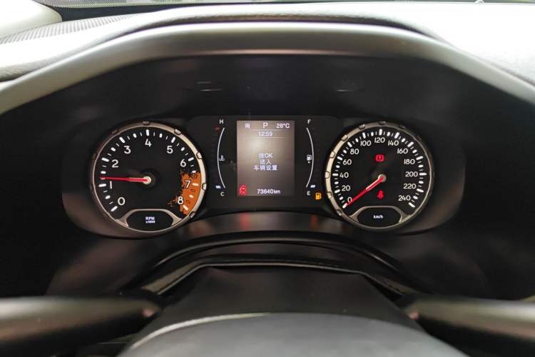 Used Jeep Renegade 2018 Connected Large Screen Version 180T Automatic High-Energy Edition Instrument Cluster