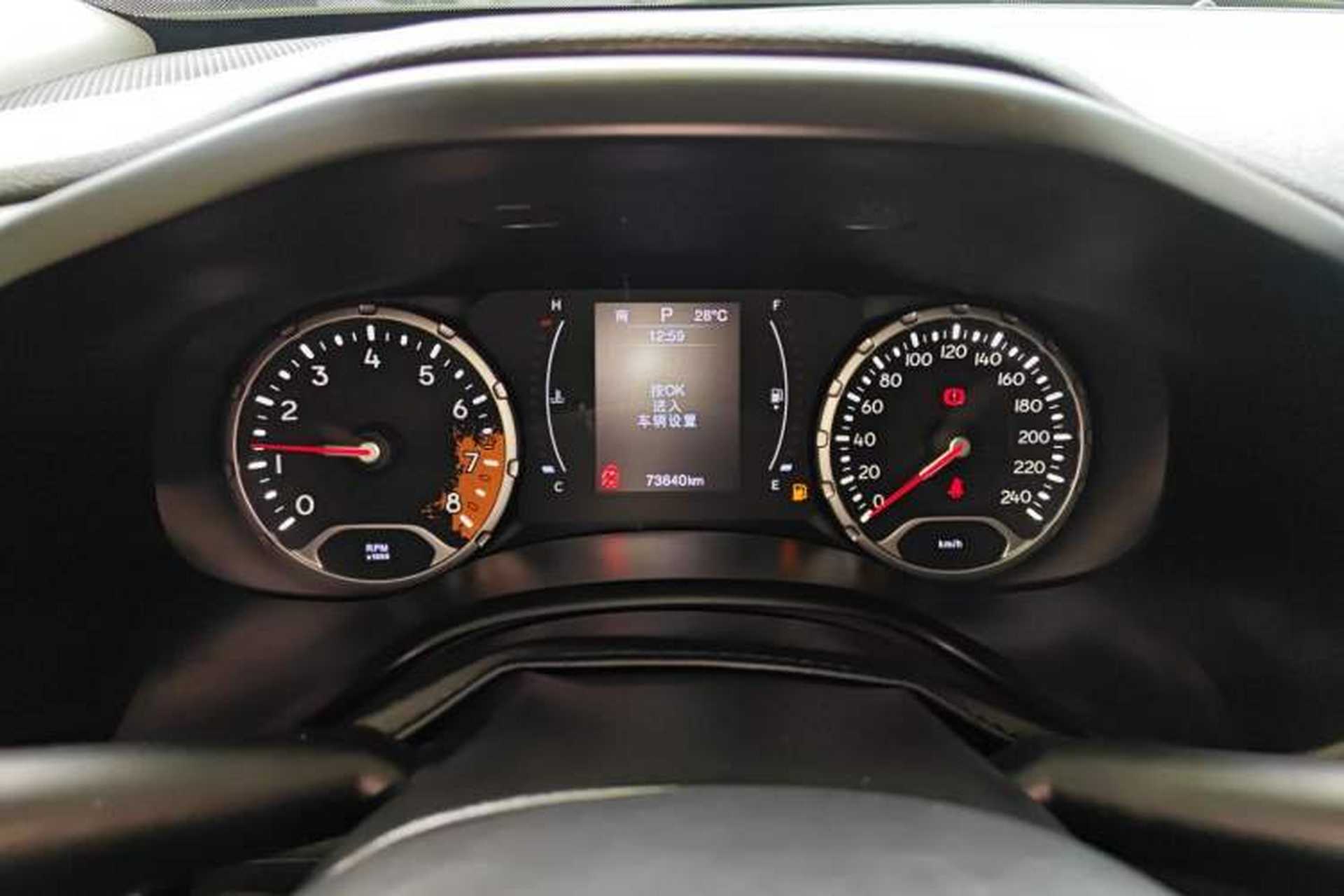 Used Jeep Renegade 2018 Connected Large Screen Version 180T Automatic High-Energy Edition Instrument Cluster