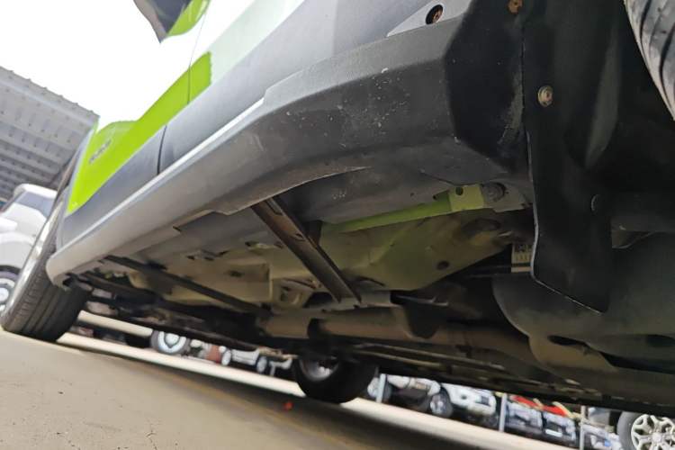 Used Jeep Renegade 2018 Connected Large Screen Version 180T Automatic High-Energy Edition Left Side Sill