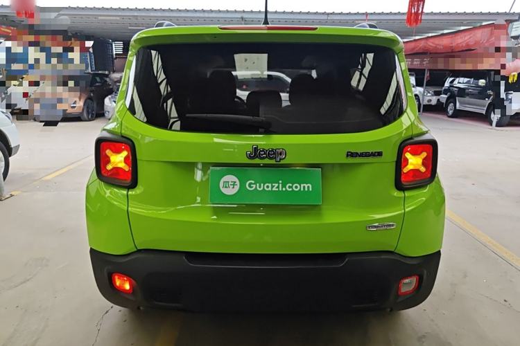 Used Jeep Renegade 2018 Connected Large Screen Version 180T Automatic High-Energy Edition Rear