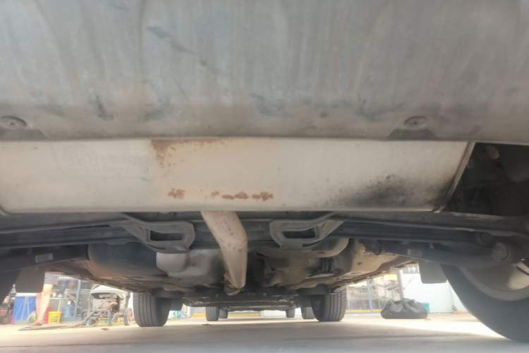 Used Jeep Renegade 2018 Connected Large Screen Version 180T Automatic Jingneng Version Chassis Rear