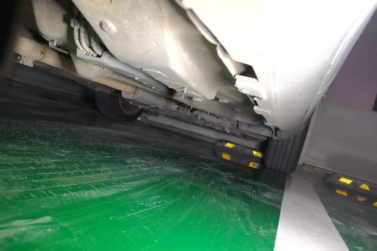 Used Jeep Renegade 2018 Connected Large Screen Version 180T Automatic Jingneng Version Chassis Rear Right