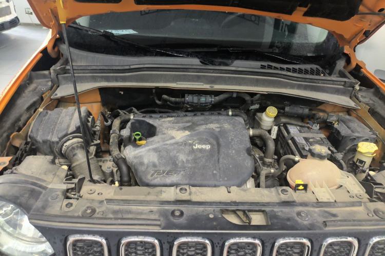 Used Jeep Renegade 2018 Connected Large Screen Version 180T Automatic High-Energy Edition Engine Bay