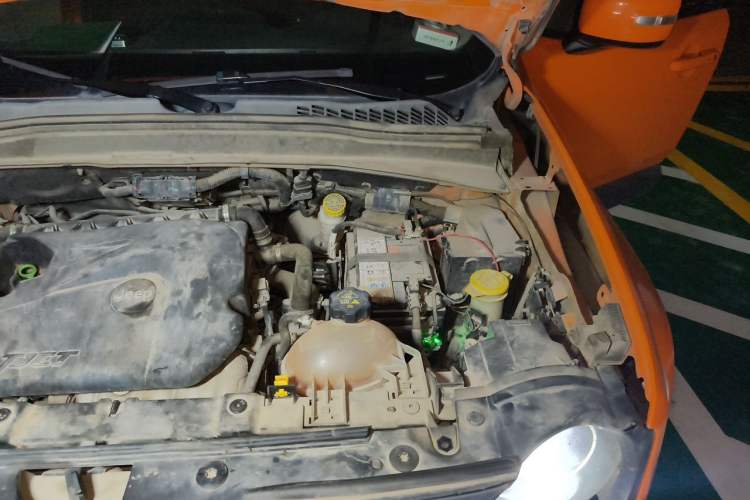 Used Jeep Renegade 2018 Connected Large Screen Version 180T Automatic Jingneng Version Engine Bay Left
