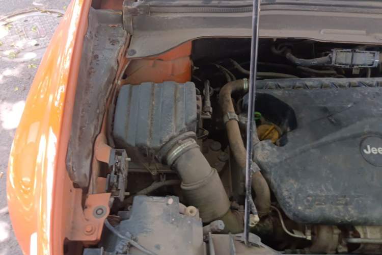 Used Jeep Renegade 2018 Connected Large Screen Version 180T Automatic High-Energy Edition Engine Bay Right