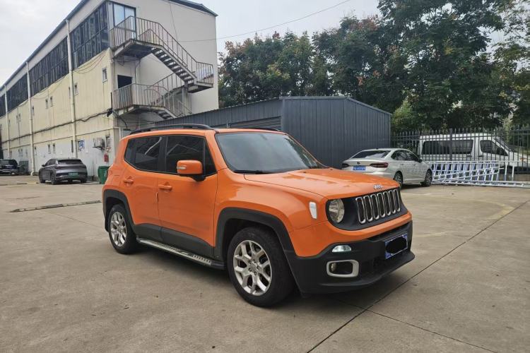 Used Jeep Renegade 2018 Connected Large Screen Version 180T Automatic High-Energy Edition Exterior 3