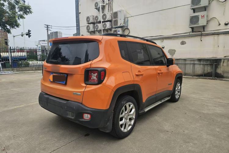 Used Jeep Renegade 2018 Connected Large Screen Version 180T Automatic High-Energy Edition Exterior 6