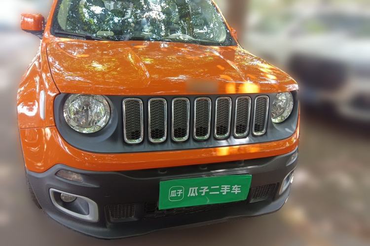 Used Jeep Renegade 2018 Connected Large Screen Version 180T Automatic High-Energy Edition Front