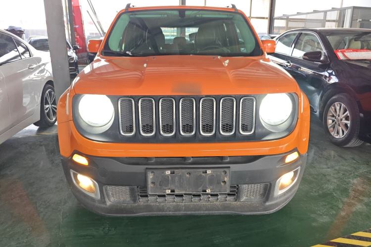 Used Jeep Renegade 2018 Connected Large Screen Version 180T Automatic High-Energy Edition Front