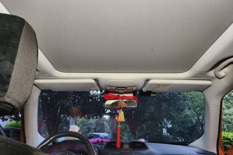 Used Jeep Renegade 2018 Connected Large Screen Version 180T Automatic Jingneng Version Headliner