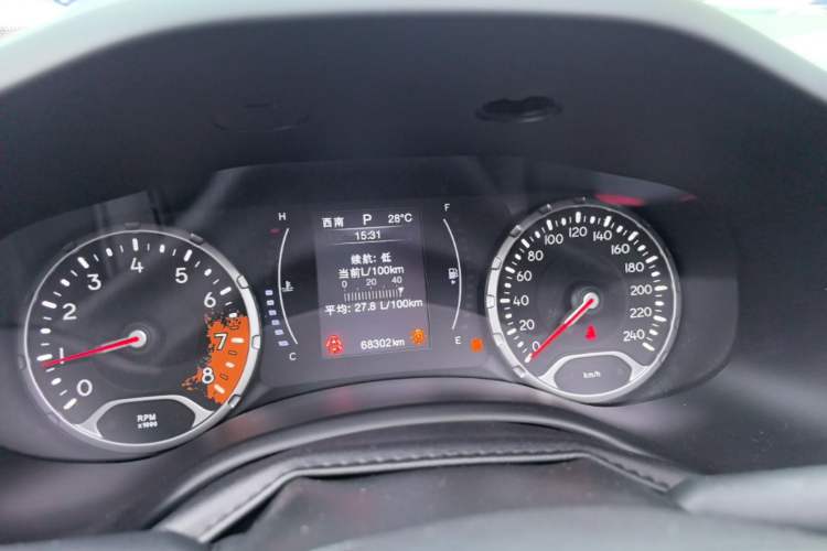 Used Jeep Renegade 2018 Connected Large Screen Version 180T Automatic High-Energy Edition Instrument Cluster