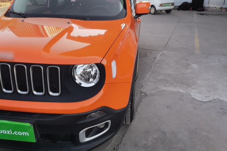 Used Jeep Renegade 2018 Connected Large Screen Version 180T Automatic High-Energy Edition Left Front Headlight
