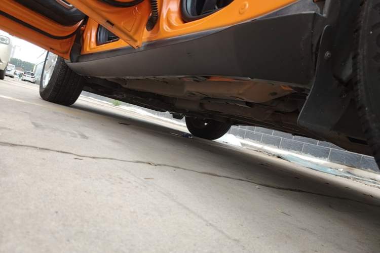 Used Jeep Renegade 2018 Connected Large Screen Version 180T Automatic Jingneng Version Left Side Sill