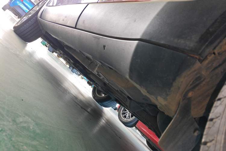 Used Jeep Renegade 2018 Connected Large Screen Version 180T Automatic High-Energy Edition Left Side Sill