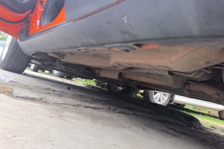 Used Jeep Renegade 2018 Connected Large Screen Version 180T Automatic High-Energy Edition Left Side Sill