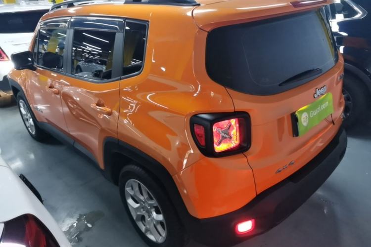 Used Jeep Renegade 2018 Connected Large Screen Version 180T Automatic Jingneng Version Rear Left 45 Deg