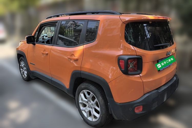 Used Jeep Renegade 2018 Connected Large Screen Version 180T Automatic High-Energy Edition Rear Left 45 Deg