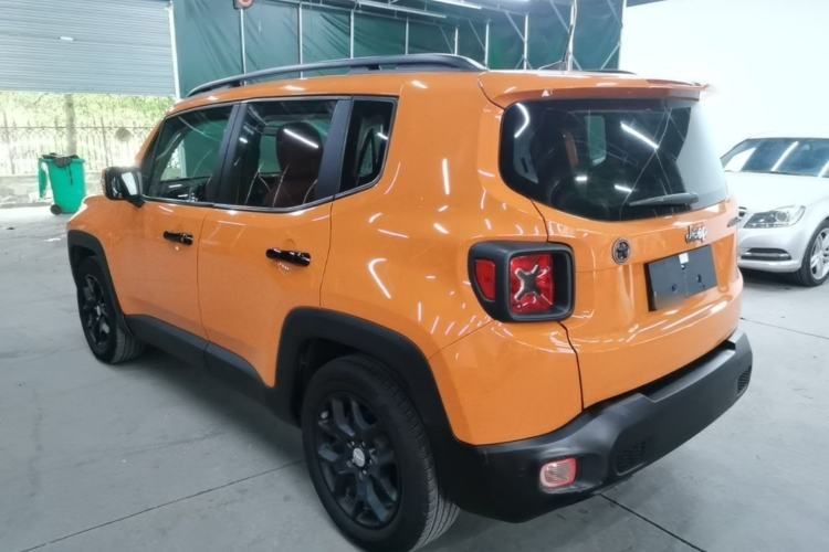 Used Jeep Renegade 2018 Connected Large Screen Version 180TS Automatic High-Energy Edition Rear Left 45 Deg