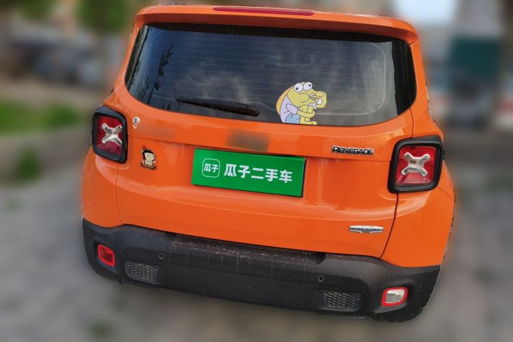 Used Jeep Renegade 2018 Connected Large Screen Version 180T Automatic High-Energy Edition Rear
