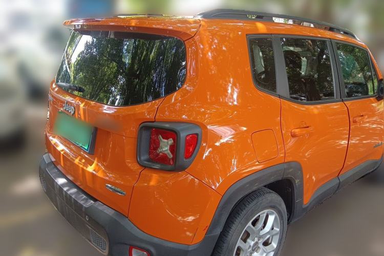 Used Jeep Renegade 2018 Connected Large Screen Version 180T Automatic High-Energy Edition Rear Right 45 Deg