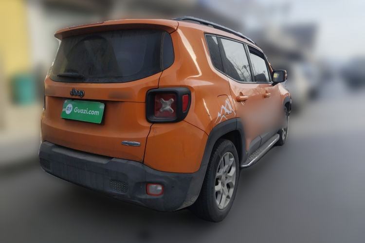 Used Jeep Renegade 2018 Connected Large Screen Version 180TS Automatic High-Energy Edition Rear Right 45 Deg