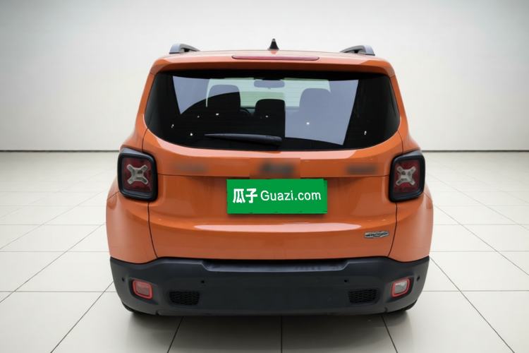 Used Jeep Renegade 2018 Connected Large Screen Version 180T Automatic High-Energy Edition Rear