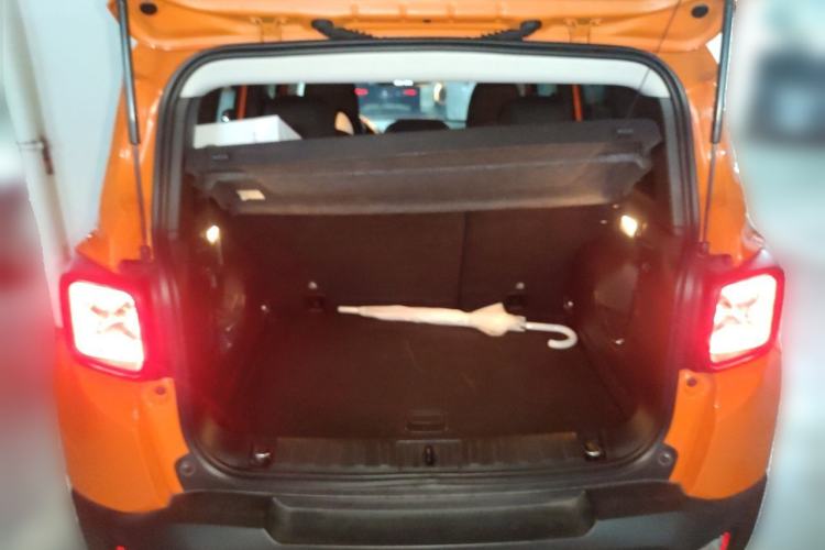 Used Jeep Renegade 2018 Connected Large Screen Version 180T Automatic Jingneng Version Trunk
