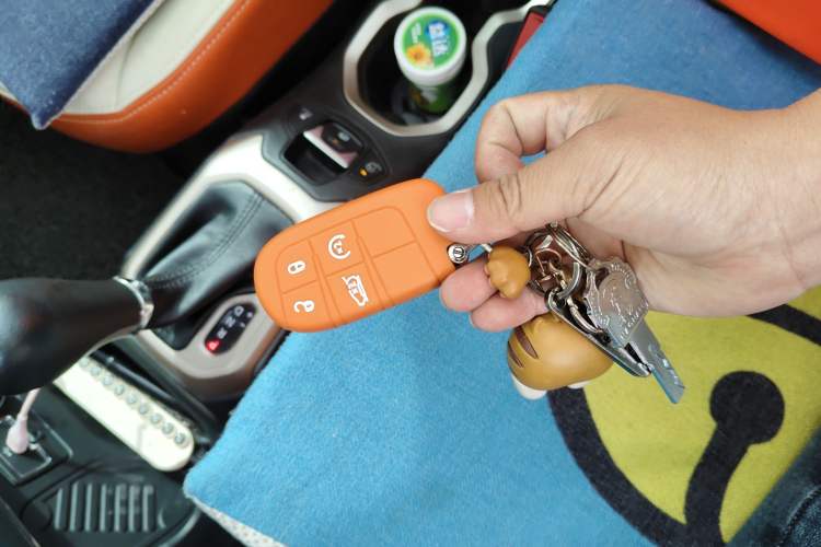 Used Jeep Renegade 2018 Connected Large Screen Version 180T Automatic Jingneng Version Vehicle Key