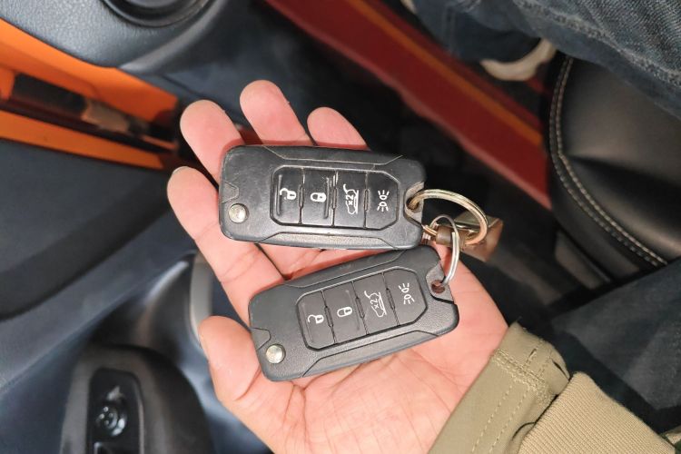 Used Jeep Renegade 2018 Connected Large Screen Version 180T Automatic High-Energy Edition Vehicle Key