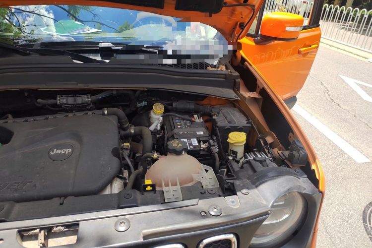 Used Jeep Renegade 2018 Connected Large Screen Version 180T Automatic Jingneng Version Engine Bay Left