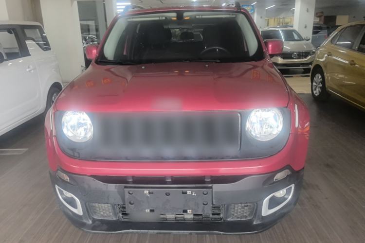 Used Jeep Renegade 2018 Connected Large Screen Version 180T Automatic High-Energy Edition Front