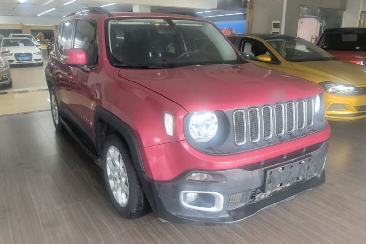 Used Jeep Renegade 2018 Connected Large Screen Version 180T Automatic High-Energy Edition Front Right 45 Deg