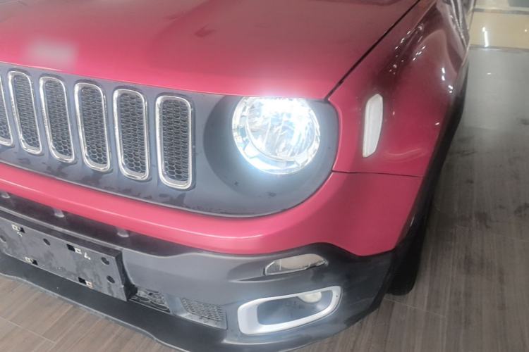 Used Jeep Renegade 2018 Connected Large Screen Version 180T Automatic High-Energy Edition Left Front Headlight