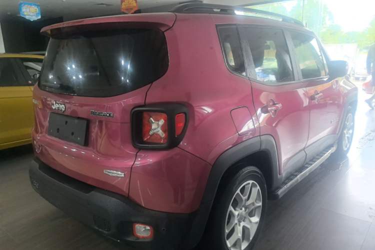 Used Jeep Renegade 2018 Connected Large Screen Version 180T Automatic High-Energy Edition Rear Right 45 Deg