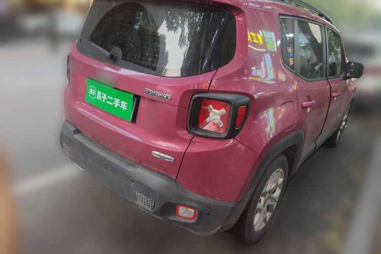 Used Jeep Renegade 2018 Connected Large Screen Version 180T Automatic High-Energy Edition Rear Right 45 Deg