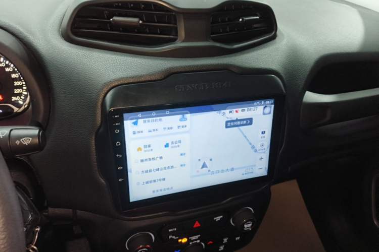 Used Jeep Renegade 2018 Connected Large Screen Version 180T Automatic High-Energy Edition Audio And AC Panel