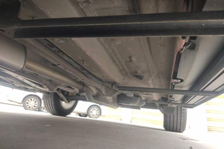 Used Jeep Renegade 2018 Connected Large Screen Version 180T Automatic Jingneng Version Chassis Front Left