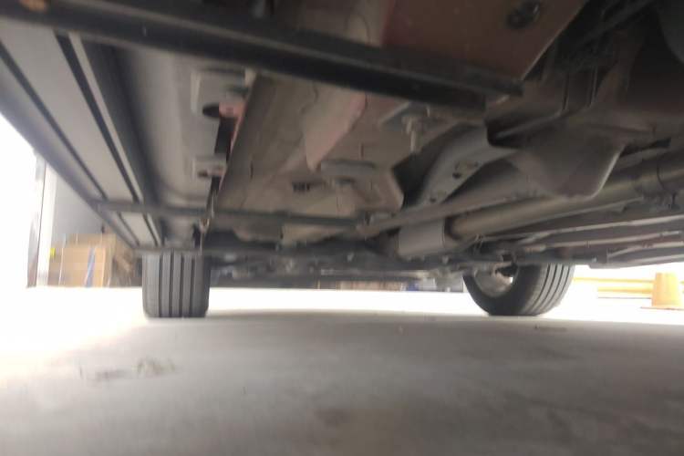 Used Jeep Renegade 2018 Connected Large Screen Version 180T Automatic Jingneng Version Chassis Rear Left