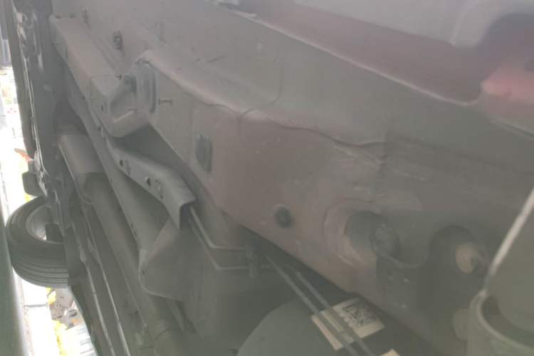 Used Jeep Renegade 2018 Connected Large Screen Version 180T Automatic Jingneng Version Chassis Rear Left