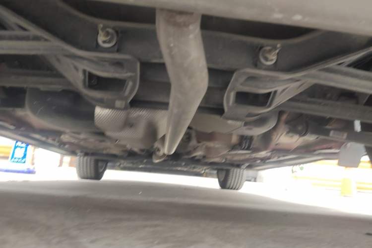 Used Jeep Renegade 2018 Connected Large Screen Version 180T Automatic Jingneng Version Chassis Rear