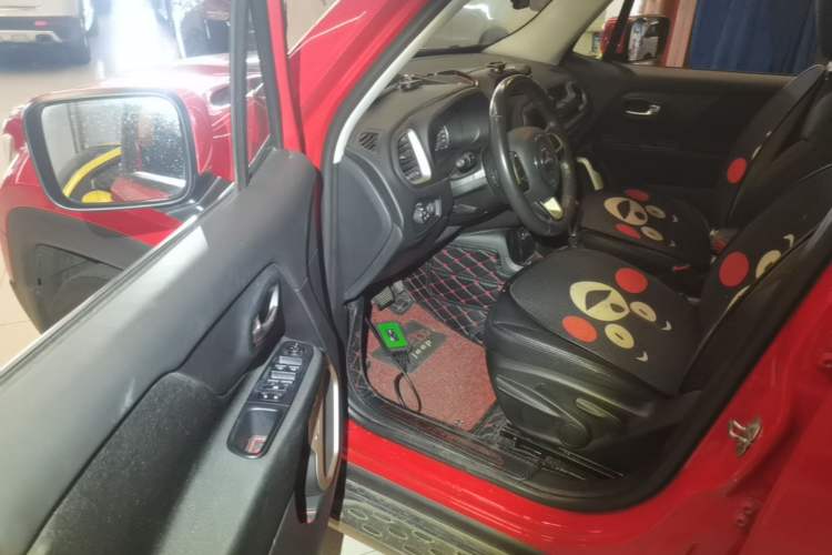 Used Jeep Renegade 2018 Connected Large Screen Version 180T Automatic Jingneng Version Driver Seat