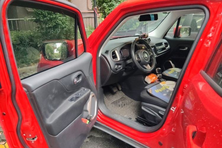 Used Jeep Renegade 2018 Connected Large Screen Version 180T Automatic Jingneng Version Driver Seat