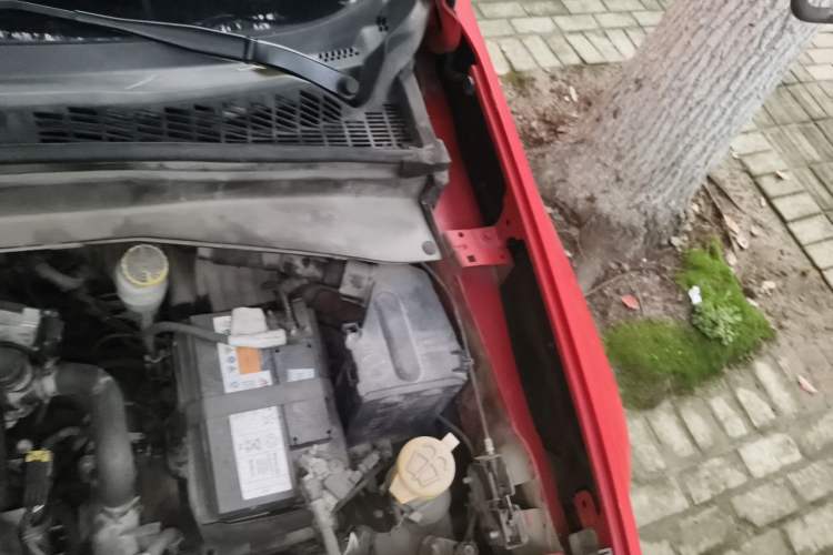 Used Jeep Renegade 2018 Connected Large Screen Version 180T Automatic High-Energy Edition Engine Bay Left