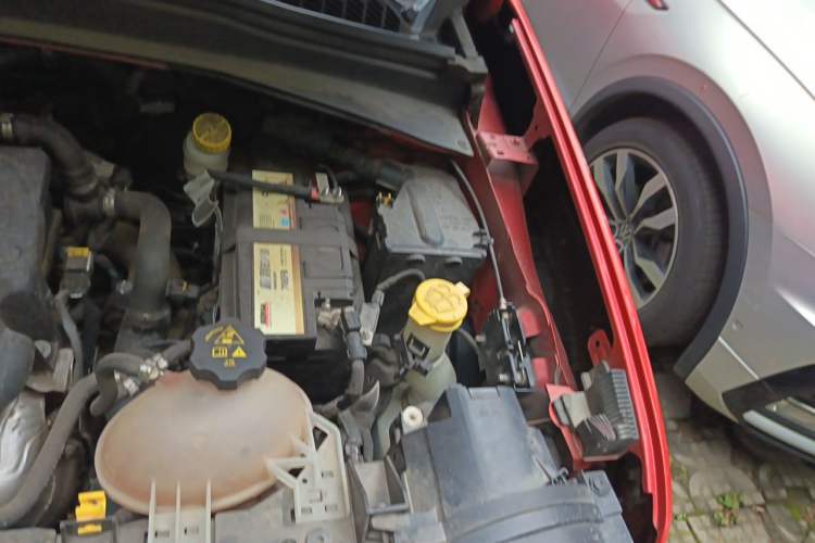 Used Jeep Renegade 2018 Connected Large Screen Version 180T Automatic High-Energy Edition Engine Bay Left