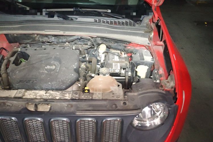 Used Jeep Renegade 2018 Connected Large Screen Version 180T Automatic High-Energy Edition Engine Bay Left