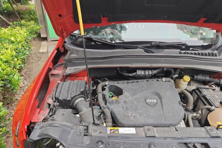 Used Jeep Renegade 2018 Connected Large Screen Version 180T Automatic High-Energy Edition Engine Bay Right